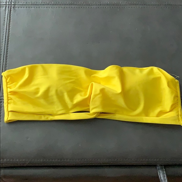 Bikini top - Picture 1 of 1